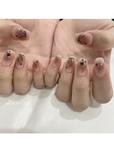 サロンドウイ(salon de OUI)/ブラウンチークとリボン