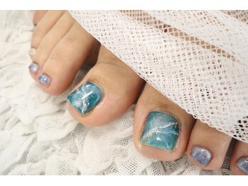 ディーエムジーネイル(DMG nail)/天然石フットネイル