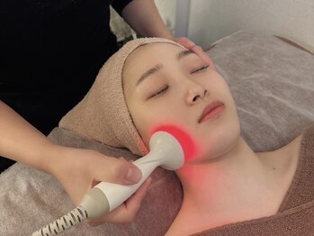銀座ナチュラルスタイルの写真/【小顔がずっと続く】脂肪分解剤レモンボトル+ラジオ波¥8800/リンパ・血行促進によって脂肪燃焼の効率UP!!