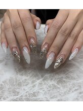 イーム(eam)/クロム風ネイル &nbsp;&nbsp;担当：Rina