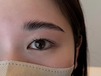 オル(Or.)の写真/《骨格に合わせた黄金比◎》抜け感抜群！眉毛を整えお顔の印象UP☆まつ毛と同時施術◎