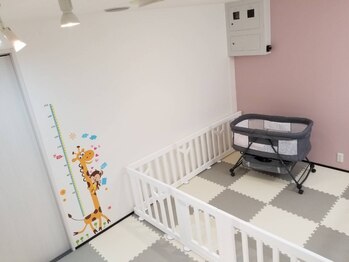 プリマベーラ(Primavera)の写真/[キッズスペース完備！]お子様連れでも安心♪家事や育児の合間に、自分だけの癒しのサロンタイムを★