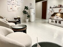 ラティの雰囲気（店内、カウンター前）