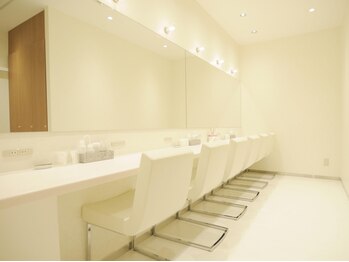 パルティール 新宿東口店 partir/