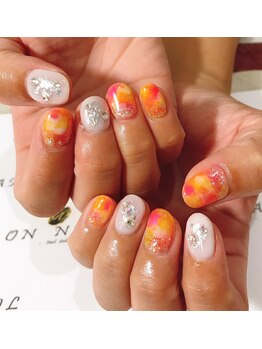 オンネイル(on nail)/