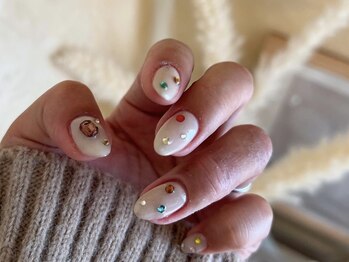 ロエミー(Loemy)/ビジューネイル