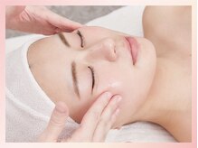 ラナンキュラス(Ranunculus)/小顔マッサージですっきり美顔＊