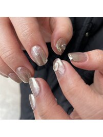 グラデーションミラーネイル