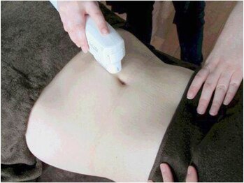 エステデノノ りらく原整骨院(エステdeNoNo)の写真/オーナーによる豊富な知識と熟練の技で効果を実感◎大阪希少の脂肪冷却が受けられるサロン☆一度お試しを！