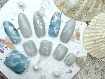 ネイルサロン アビー 宮益坂店(abbie)の写真/《丁寧なフットケア付》足元まで抜かりなく!思いっきり楽しめる長持ちフットネイルで年中無敵の足先に♪