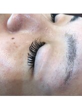 フリルアイビューティ 豊中店(Frill Eye Beauty)/