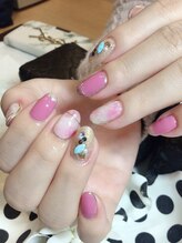 メグ ネイル(megu)/