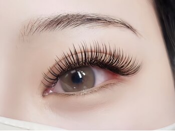ブリンク(BLINK)の写真/《圧倒的モチ×ボリューム》ぱっちりお目元＆華やかな仕上がりに◇バインドロック¥6300~*メイク時短にも◎