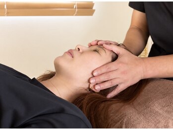 ボディ リセット アンド デザイン(Body Reset & Design)の写真/≪θ波が導く深い休息♪疲れた脳を断捨離≫柔かなタッチで脳疲労をリセットする究極のリラクゼーション◎