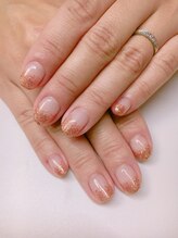 ネイルサロンアンドスクール アイビー(IVY)/シンプルラメグラデーション