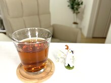 ホワイト ターコイズ/施術後は美容ドリンクで一息♪