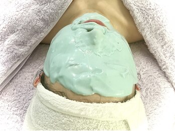 メナードフェイシャルサロン 藤沢駅北口店の写真/憧れのツルすべ肌を叶える！50分の集中ケアにビューネパックをプラス♪土台から揺らがない理想の肌作り◎
