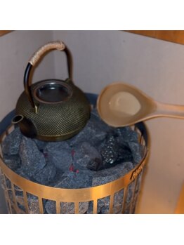 サンスイ サウナ(SANSUI SAUNA)の写真/疲れが抜けない…そんな日に。サウナ×ヘッドスパで全身深いリセット！貸切空間で“ととのう”体験♪［柏］