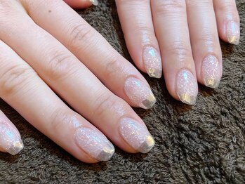 エスネイル(Snail)/先端ミラーネイルネイル