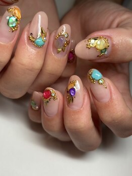 ヴレ ネイル(vrai nail)の写真/大人女性のための洗練されたデザインをご提案★あなたの個性をより一層引き立てるお手伝いを致します！