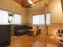 リリィ(RIRY)の雰囲気(アロマの香りに包まれデコルテから入念にマッサージでスッキリ!)