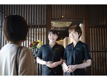 ラジェ 浜松佐鳴台店(LAGE)の雰囲気（お会いできて嬉しいです！非日常を感じる店内で、おもてなしを。）