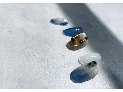 エスキースネイル(esquisse nail)の写真