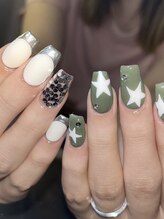 ウズ(UZU)/星ネイル