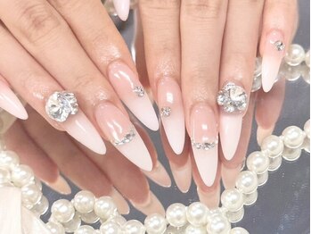 テネル 横浜(tener)の写真/フォルム美×トレンド感で、美しいフォルムに徹底的にこだわり、旬のデザインを取り入れた仕上がりを実現★