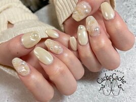 バターイエローとリボンネイル