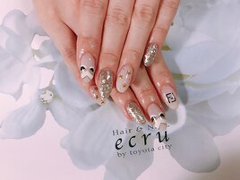 フェンディ・モンスターネイル