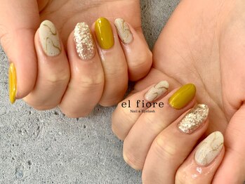 ニュアンスネイル