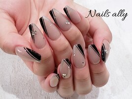 シアー×変形フレンチ×秋ネイル