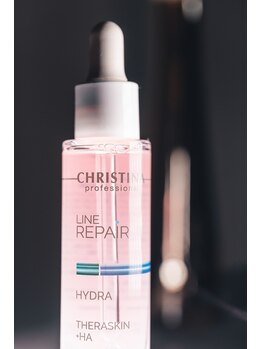 キュー(qu')/CHRISTINA(クリスティーナ)