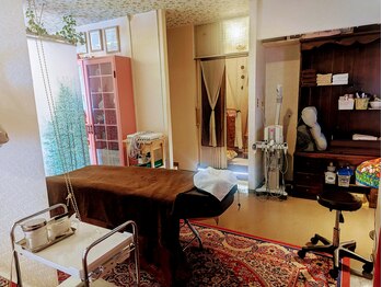 オーローズ(EauRose)/ローズ ・トリートメントルーム