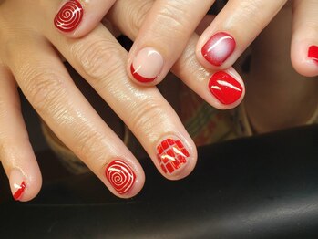 moqu.【モク】/赤ニュアンスアートネイル