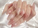 ピンクベージュ×チェックネイル