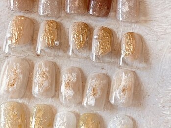 ソファー 国分寺(sofa)の写真/派手なネイルができない方もシンプルだけど映えるネイルを☆繊細な手描きアートで指先に彩りを♪