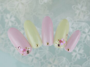 シューズネイルプロデュース/春色ホログラムネイル　