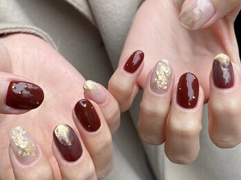 ネイルアルケー(Nail ARCHE)/ボルドーニュアンスネイル