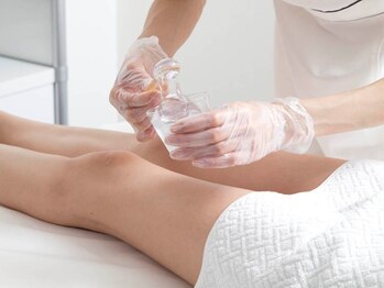 ロベリア(LOBELIA)/■エステ脱毛 ジェル塗布風景