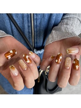 ミントリーフ バイ リート(Mint leaf by Reat)/ぷっくりお花ブラウンオレンジ