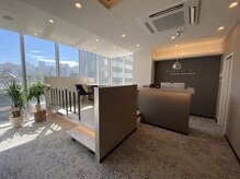 ブルー 静岡店(BLV)の雰囲気（―ゆったりとした空間―清潔で開放感溢れる店内イメージ）