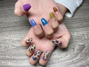 フィール(Feel)/秋ネイル