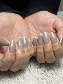 細フレンチネイル
