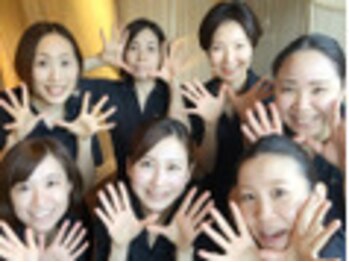 ラジェ 浜松佐鳴台店(LAGE)/チームワークで支えます！