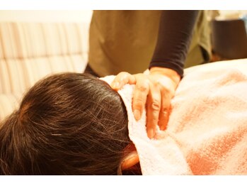 フー(FUU)/もみほぐしの様子