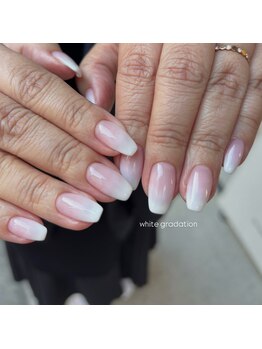 スティラ サポ ネイルアンドアイラッシュ(Stilla SAPO Nail&Eyelash)/グラデーション/Kozue