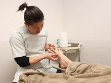 距骨サロン 大阪駅前第2ビル店/足の歪みや靴のお悩みも