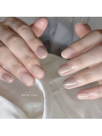 肌なじみカラー！オフィスネイル